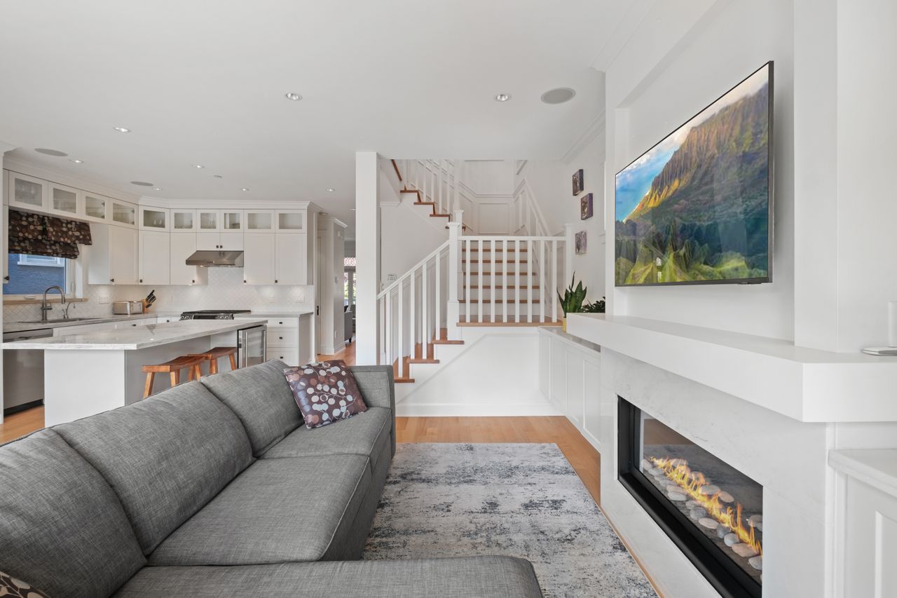 fxh20749 at 1008 E. 14th Avenue, Mount Pleasant VE, Vancouver East