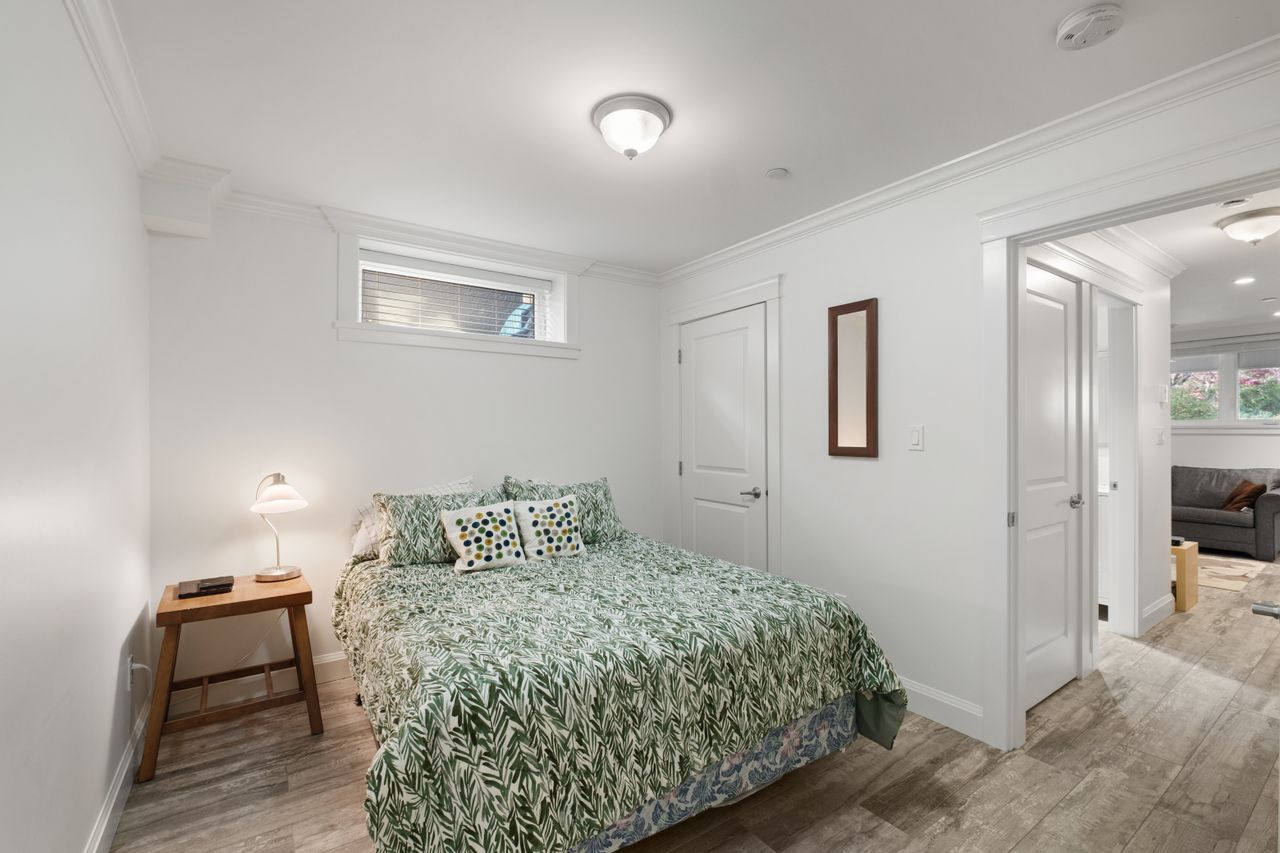fxh20836 at 1008 E. 14th Avenue, Mount Pleasant VE, Vancouver East
