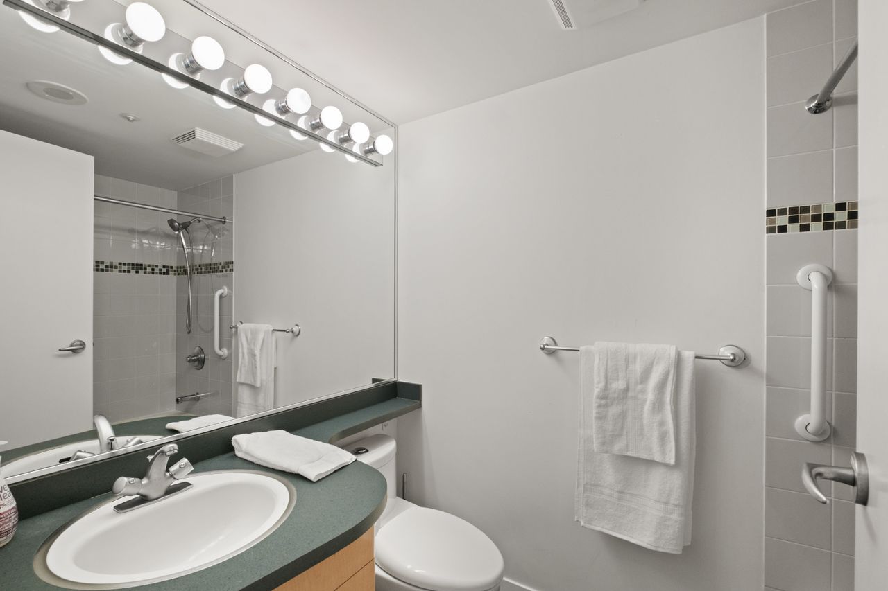 fxh22167 at 1207 - 1009 Expo Boulevard, Yaletown, Vancouver West