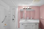 fxh22573 at 902 - 1390 Duchess Avenue, Ambleside, West Vancouver