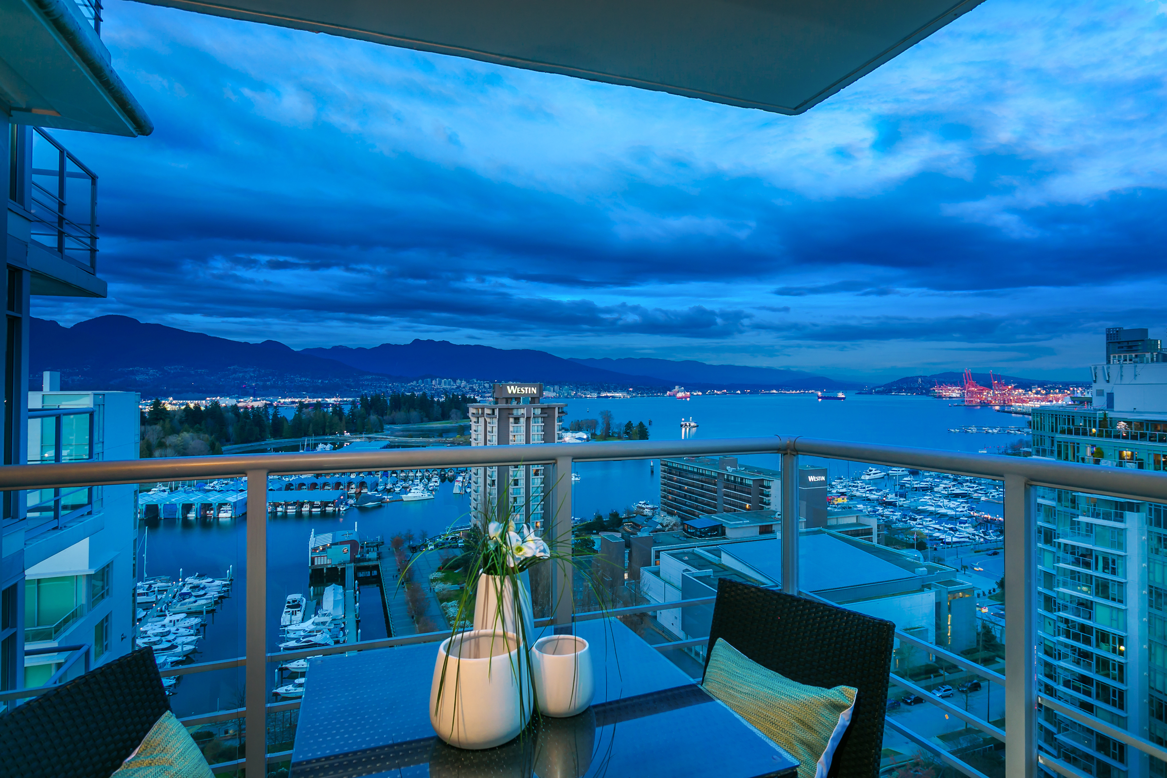 1903 - 1710 Bayshore Drive, Coal Harbour, Vancouver West  by www.devonowen.com 1903 - 1710 Bayshore Drive, Coal Harbour, Vancouver West