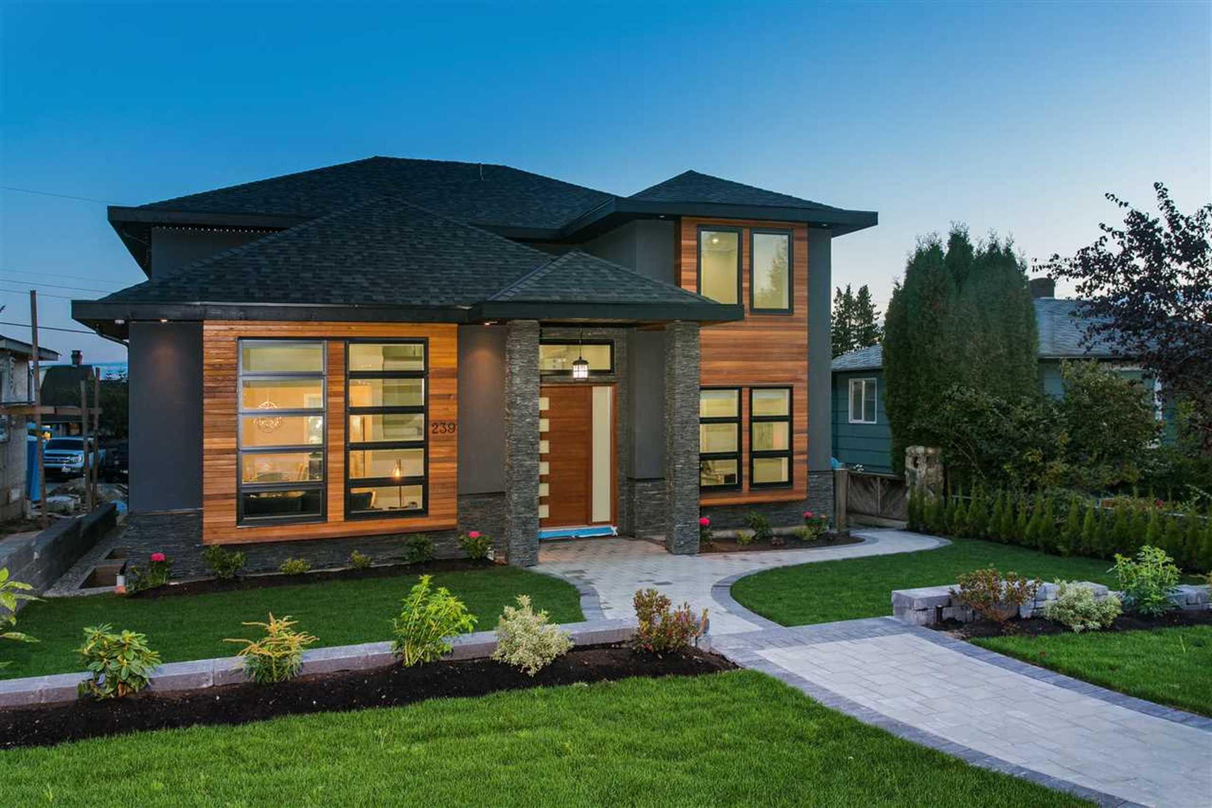 239 W  Street, Upper Lonsdale, North Vancouver  by www.devonowen.com 239 W  Street, Upper Lonsdale, North Vancouver