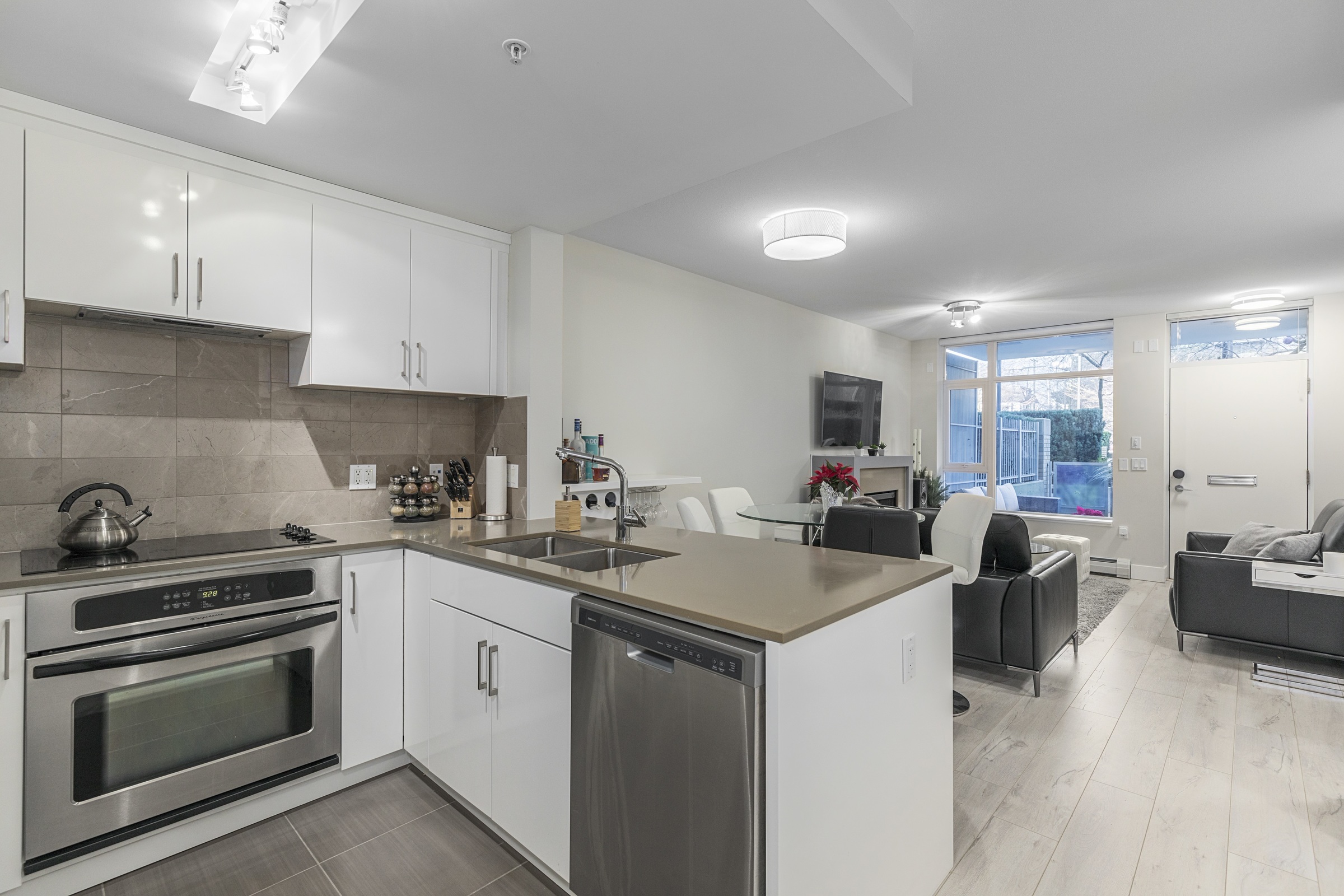 1301 Civic Place Mews, Central Lonsdale, North Vancouver 
