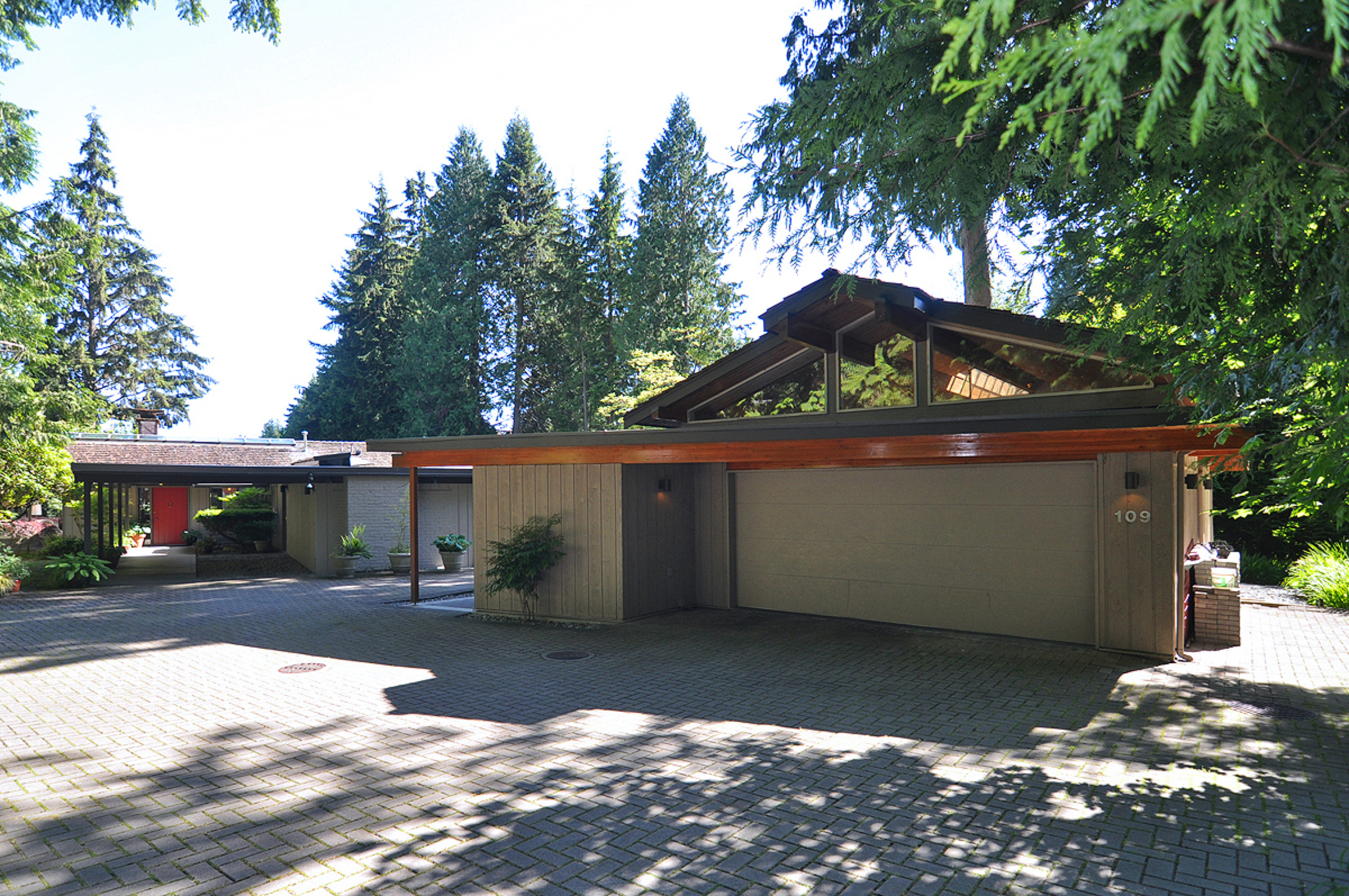 109 Stevens Drive, British Properties, West Vancouver  by www.devonowen.com 109 Stevens Drive, British Properties, West Vancouver