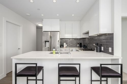 8533-river-district-crossing-south-marine-vancouver-east-07 at 