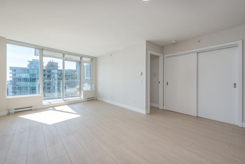 668-columbia-street-quay-new-westminster-07 at 