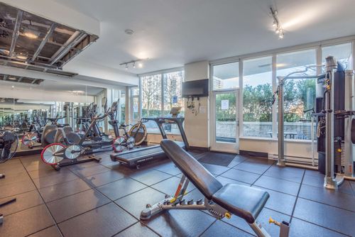 668-columbia-street-quay-new-westminster-21 at 