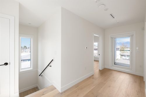 3143-e-19-avenue-renfrew-heights-vancouver-east-11 at 
