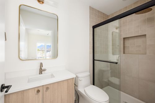 3143-e-19-avenue-renfrew-heights-vancouver-east-17 at 