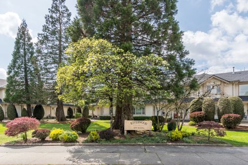19-3075-skeena-st-port-coquitlam-360hometours-01 at 