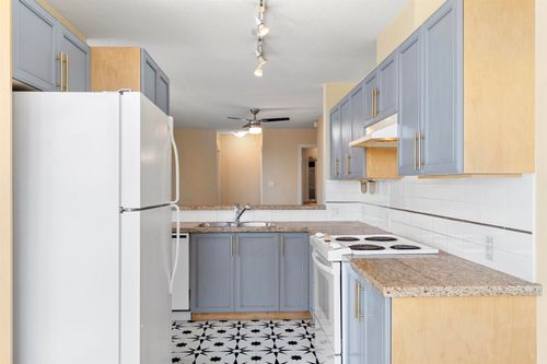 4388-buchanan-street-brentwood-park-burnaby-north-11 at 