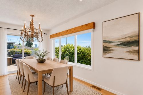 4860-eton-street-capitol-hill-bn-burnaby-north-06 at 