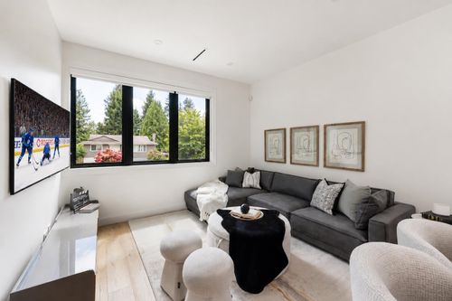 3874-winlake-crescent-government-road-burnaby-north-27 at 
