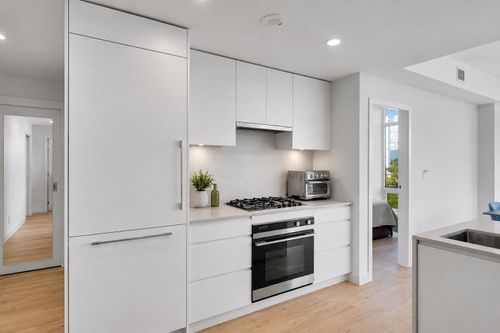 2181-madison-avenue-brentwood-park-burnaby-north-07 at 