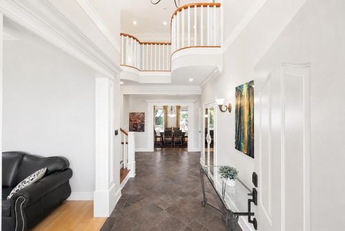 6071-charles-street-parkcrest-burnaby-north-03 at 