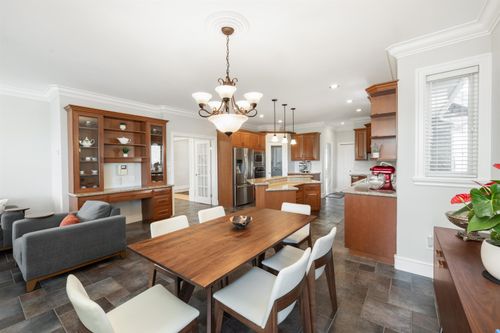6071-charles-street-parkcrest-burnaby-north-06 at 