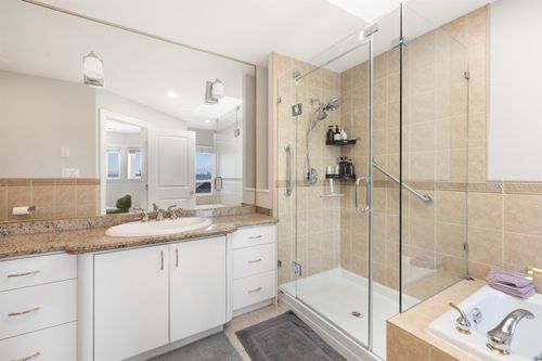 6071-charles-street-parkcrest-burnaby-north-17 at 