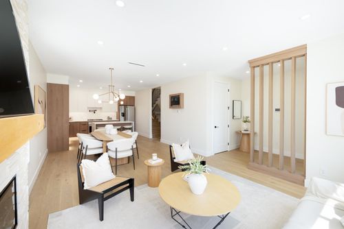 901-edgar-avenue-maillardville-coquitlam-05 at 