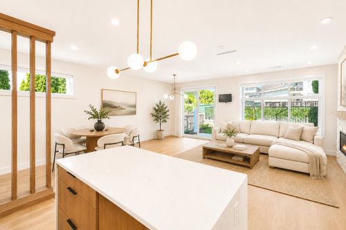 901-edgar-avenue-maillardville-coquitlam-04 at 
