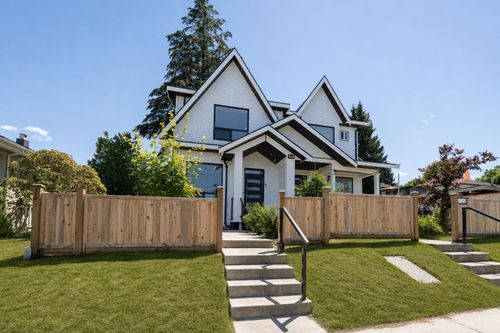 122-eighth-avenue-glenbrooke-north-new-westminster-01 at 