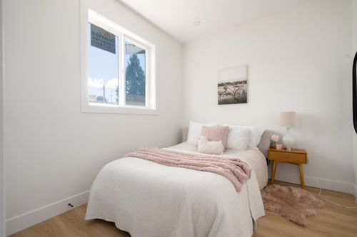 122-eighth-avenue-glenbrooke-north-new-westminster-17 at 