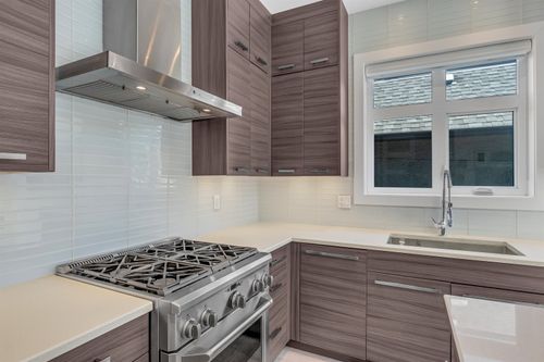 730-e-11th-avenue-mount-pleasant-ve-vancouver-east-04 at 