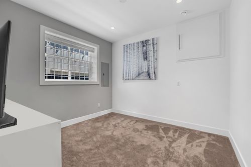 730-e-11th-avenue-mount-pleasant-ve-vancouver-east-24 at 