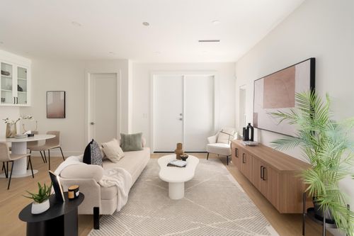 6176-elgin-avenue-forest-glen-bs-burnaby-south-07 at 