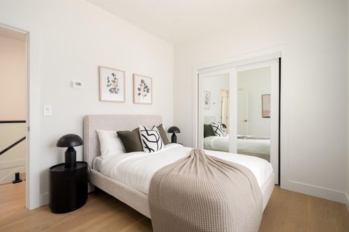 6176-elgin-avenue-forest-glen-bs-burnaby-south-19 at 