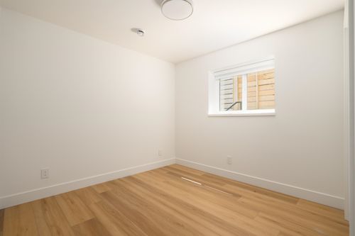 6176-elgin-avenue-forest-glen-bs-burnaby-south-23 at 