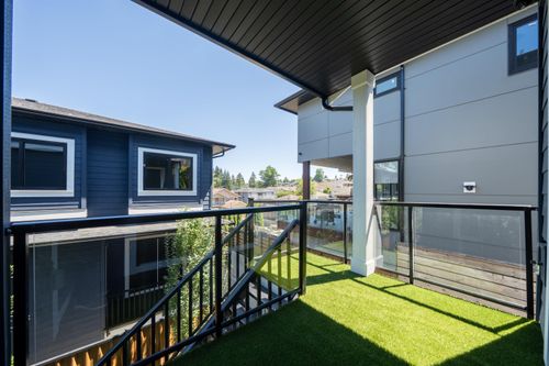 6176-elgin-avenue-forest-glen-bs-burnaby-south-25 at 