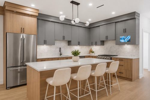 6176-elgin-avenue-forest-glen-bs-burnaby-south-01 at 