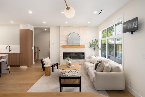 901-edgar-avenue-maillardville-coquitlam-06 at 