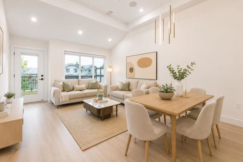914-rochester-avenue-maillardville-coquitlam-05 at 
