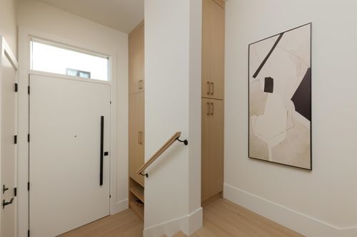 6525-dufferin-avenue-forest-glen-bs-burnaby-south-02 at 