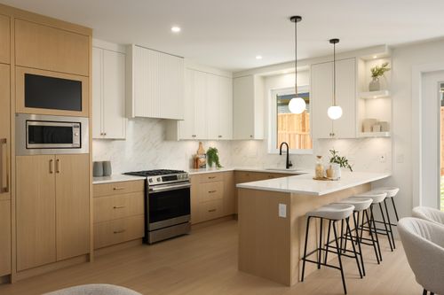 6525-dufferin-avenue-forest-glen-bs-burnaby-south-06 at 