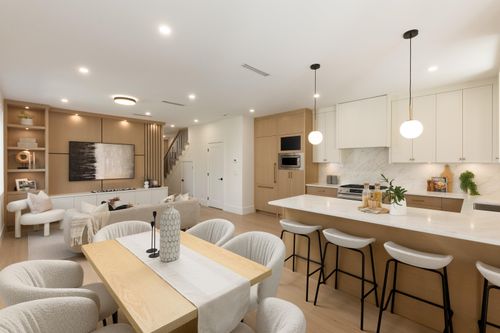 6525-dufferin-avenue-forest-glen-bs-burnaby-south-11 at 