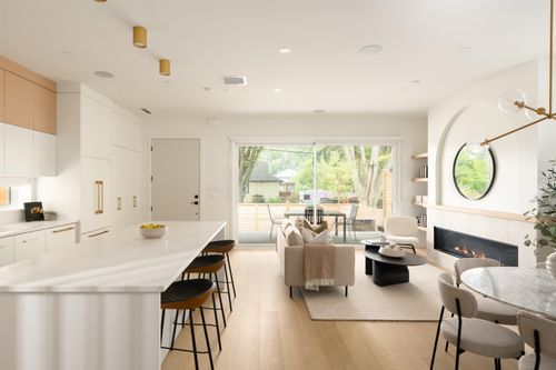 810-e-22nd-avenue-fraser-ve-vancouver-east-05 at 