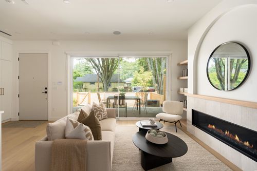 810-e-22nd-avenue-fraser-ve-vancouver-east-06 at 