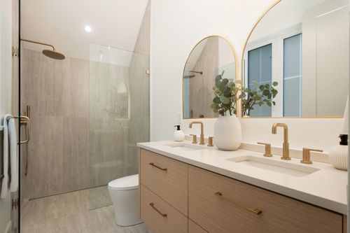 810-e-22nd-avenue-fraser-ve-vancouver-east-14 at 