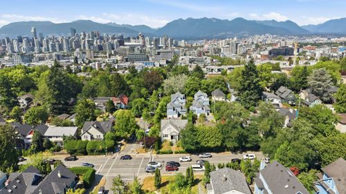 93-w-12th-avenue-mount-pleasant-vw-vancouver-west-04 at 