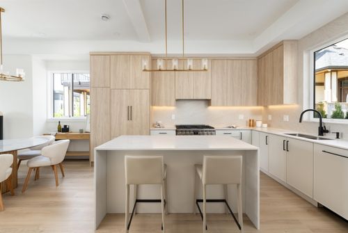 753-edgar-avenue-coquitlam-west-coquitlam-03 at 