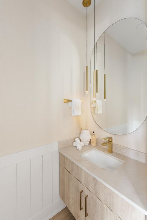 753-edgar-avenue-coquitlam-west-coquitlam-07 at 