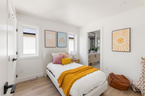753-edgar-avenue-coquitlam-west-coquitlam-17 at 