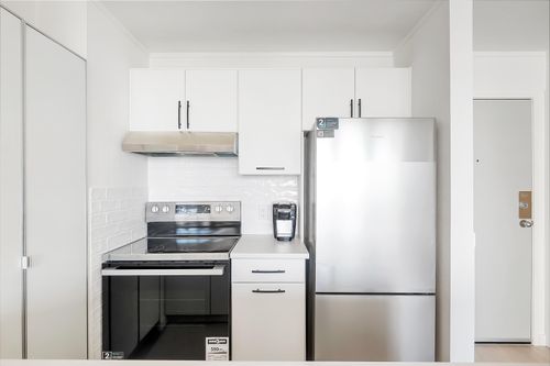 1330-burrard-street-downtown-vw-vancouver-west-03 at 