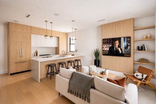 4828-albert-street-capitol-hill-bn-burnaby-north-03 at 