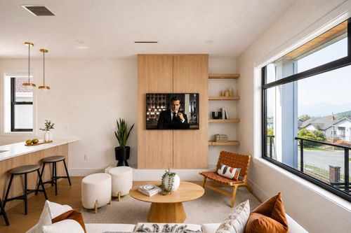 4828-albert-street-capitol-hill-bn-burnaby-north-04 at 