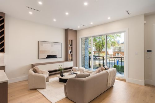 4331-union-street-willingdon-heights-burnaby-north-06 at 