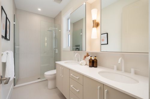 4331-union-street-willingdon-heights-burnaby-north-13 at 