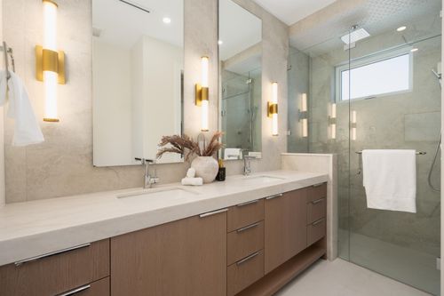 4331-union-street-willingdon-heights-burnaby-north-15 at 